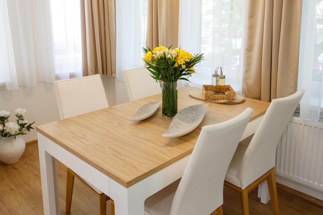 אוסטרבה Apartments Villa Whitehouse מראה חיצוני תמונה
