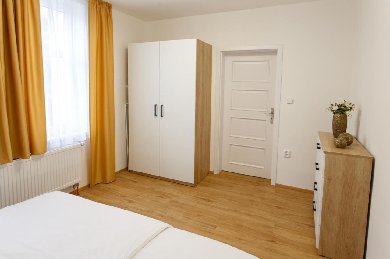 אוסטרבה Apartments Villa Whitehouse מראה חיצוני תמונה