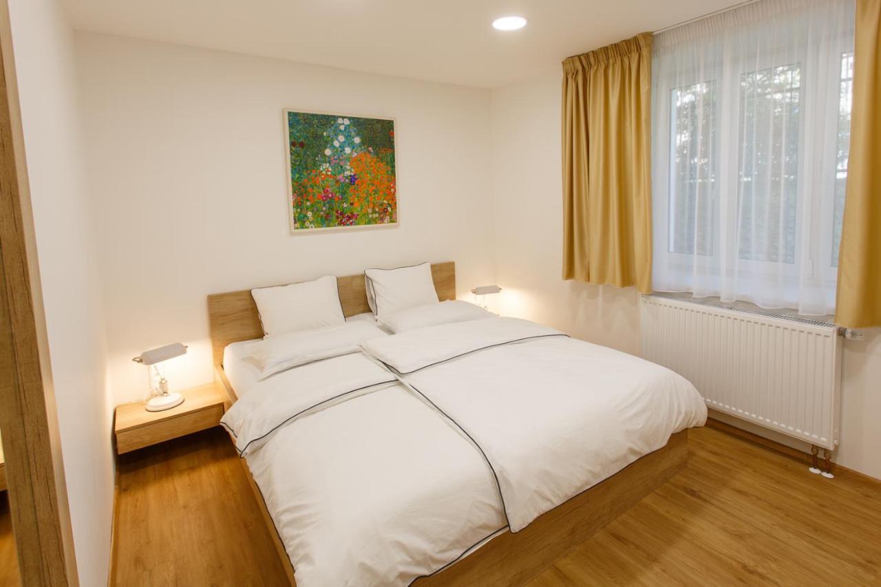 אוסטרבה Apartments Villa Whitehouse מראה חיצוני תמונה