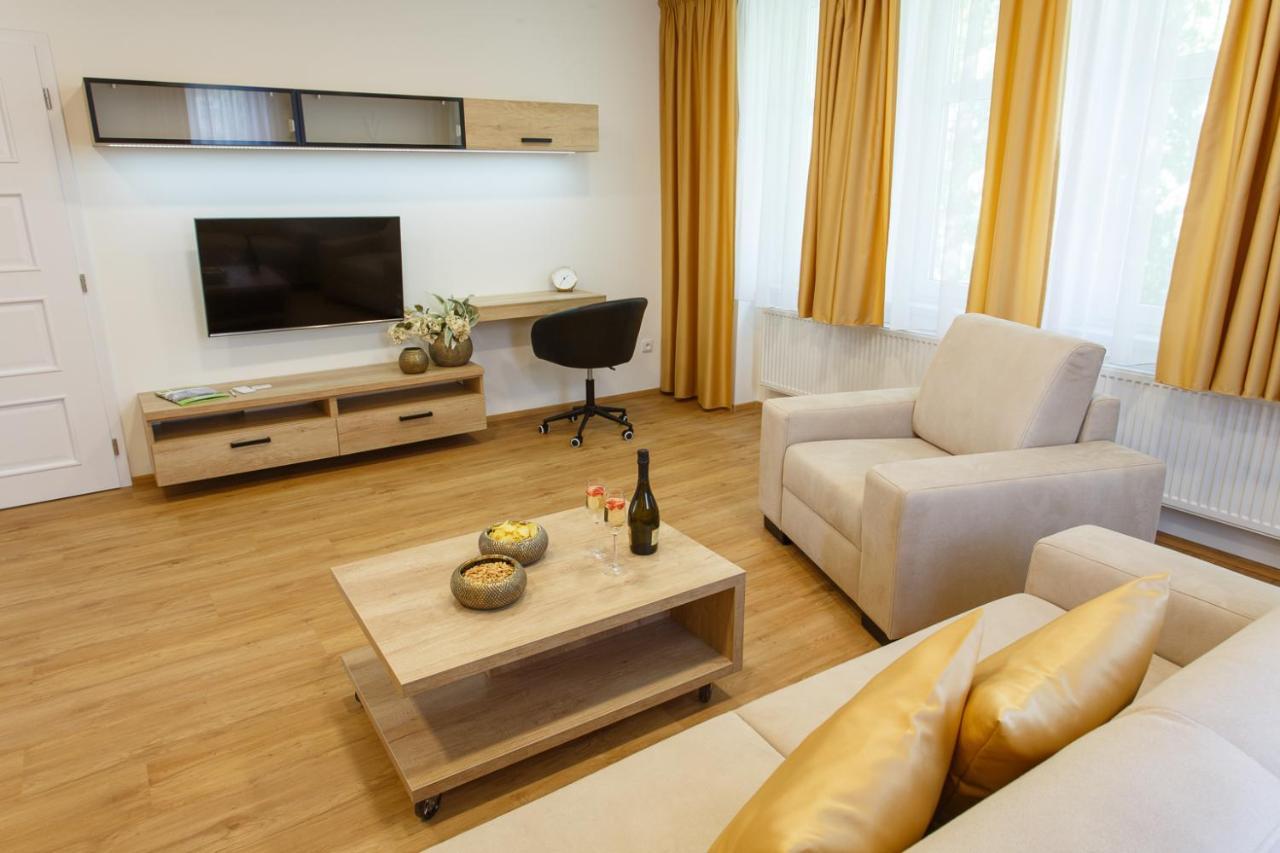 אוסטרבה Apartments Villa Whitehouse מראה חיצוני תמונה