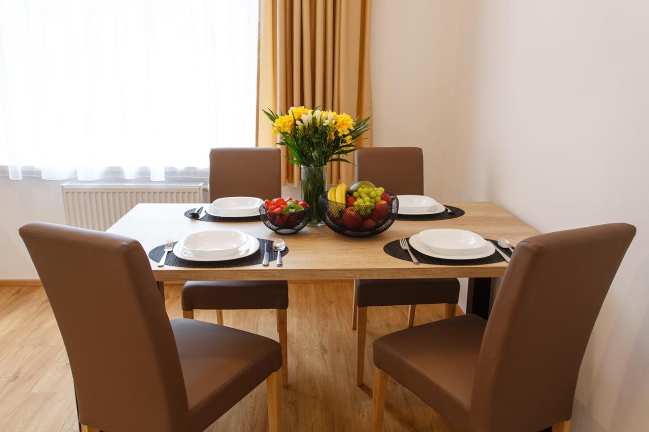 אוסטרבה Apartments Villa Whitehouse מראה חיצוני תמונה
