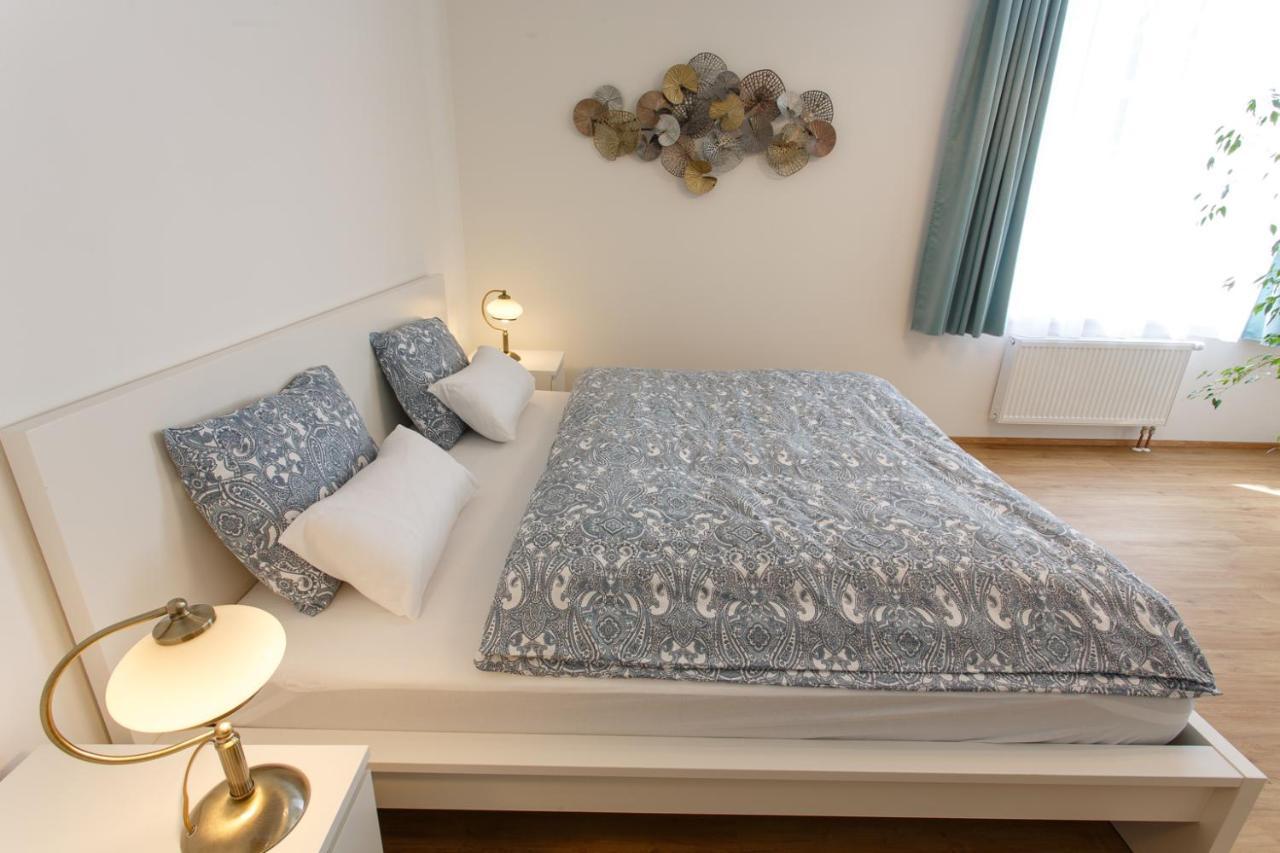 אוסטרבה Apartments Villa Whitehouse מראה חיצוני תמונה
